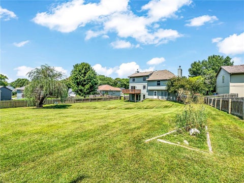 Tiny photo for 805 Black Oak Drive, Liberty, MO 64068 (MLS # 2636297)
