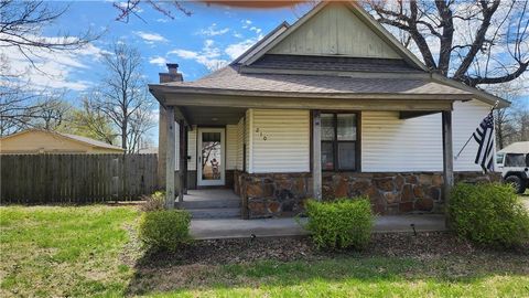210 E Leighton Street, Frontenac, KS 66763 - MLS#: 2538652