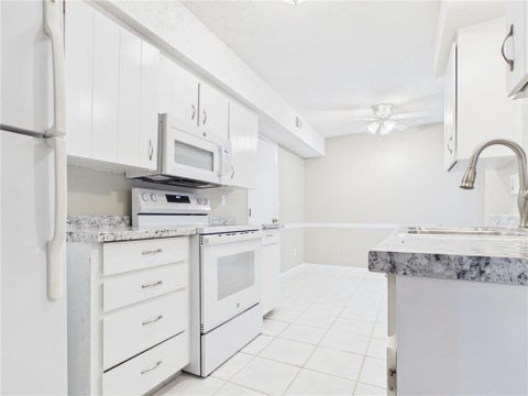 8839 Carriage Drive, Lenexa, KS 66215 - MLS#: 2633406