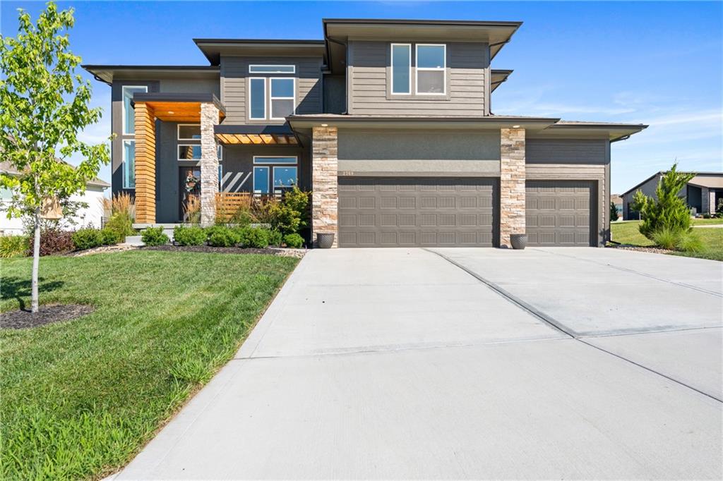 2768 SW 12th Terrace