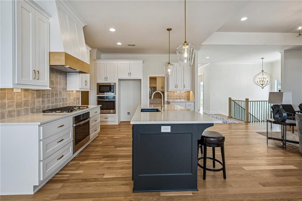 22004 W 114th Court