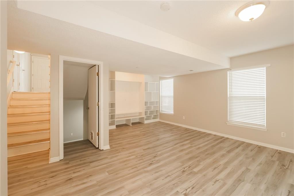 711 S Kisner Court