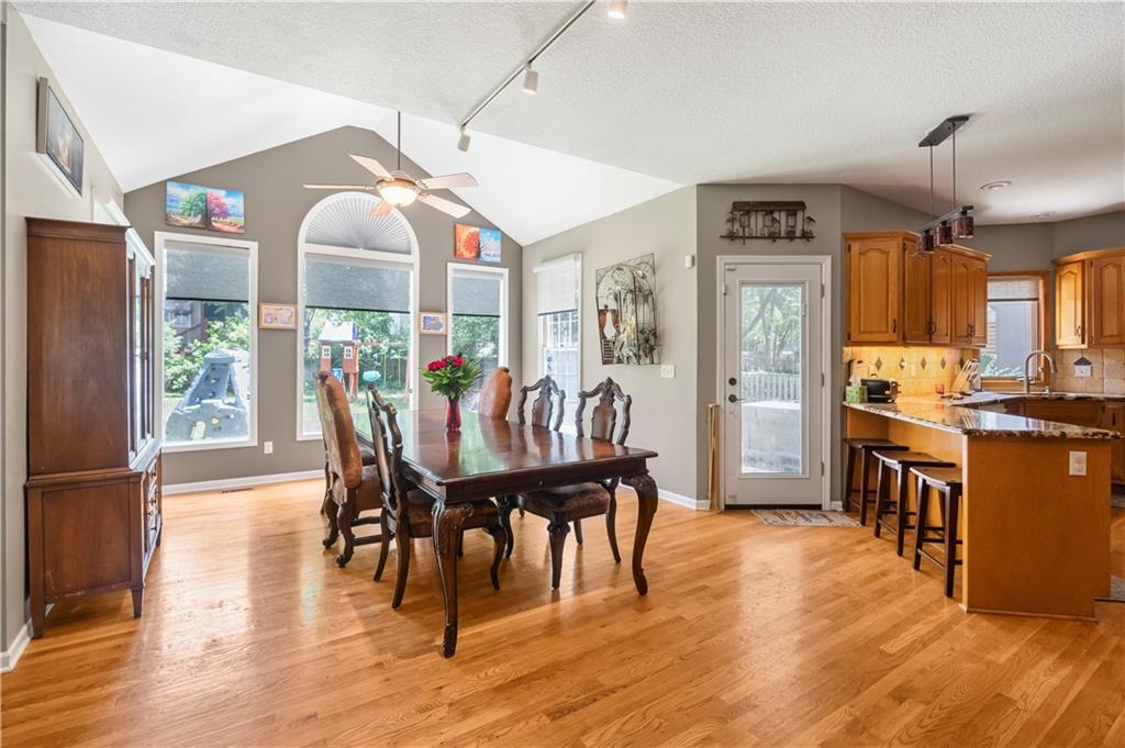 11415 Oakview Drive