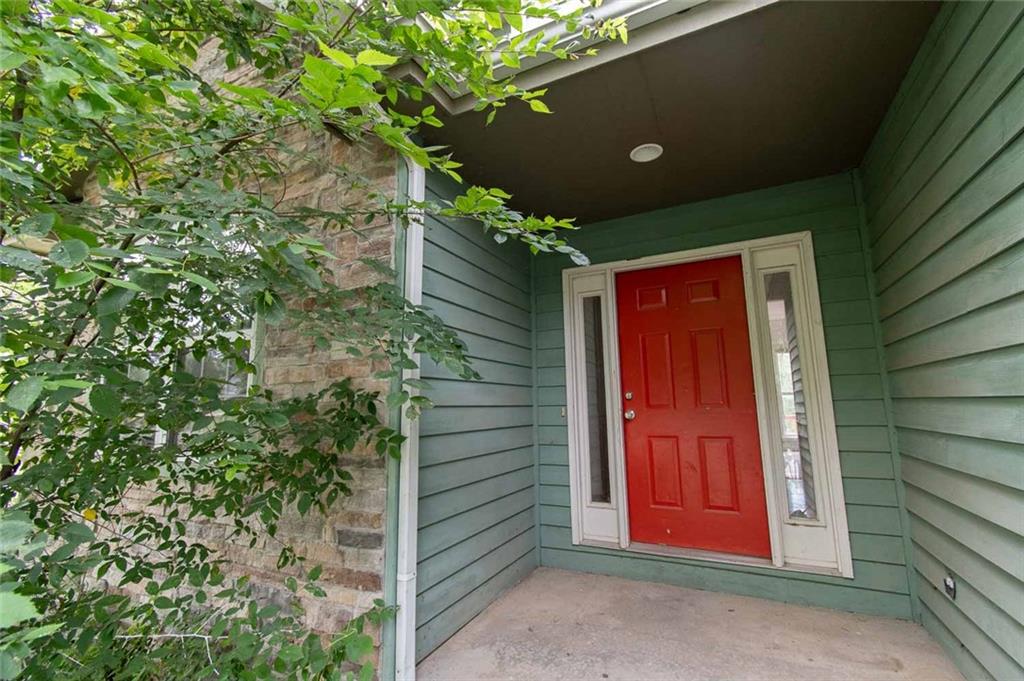 121 Hillside Drive