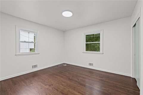 Tiny photo for 221 Wilshire Boulevard, Liberty, MO 64068 (MLS # 2642995)