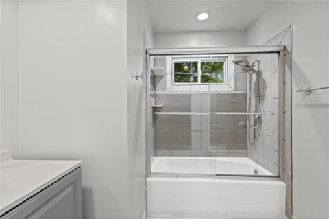 Tiny photo for 221 Wilshire Boulevard, Liberty, MO 64068 (MLS # 2642995)