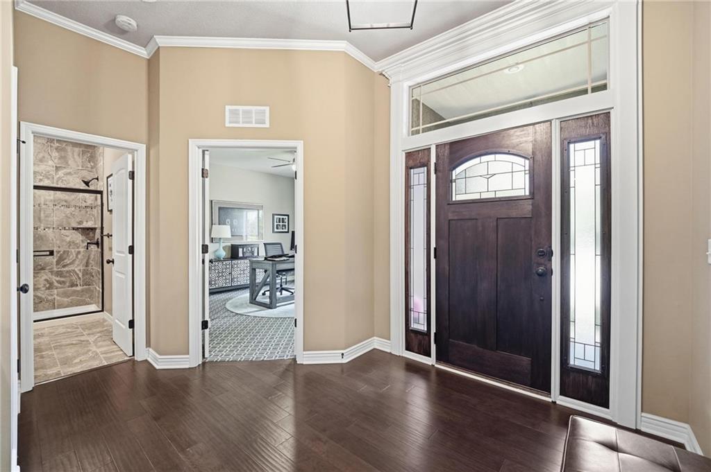 404 SE Mill Creek Drive