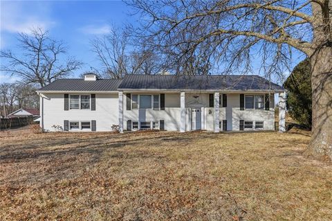 28414 S State Route Dd Highway Harrisonville MO 64701