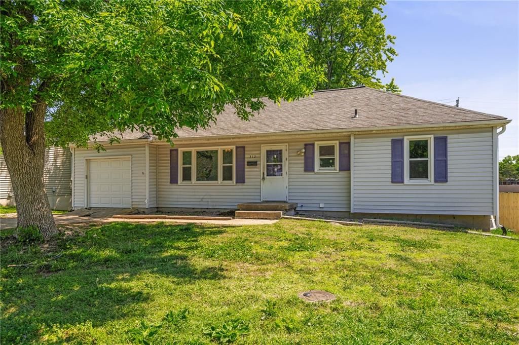 Photo of 312 S CHESTER Terrace, Olathe, KS 66061 (MLS # 2618718)