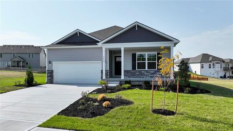 104 Lake Meadows Drive Smithville MO 64089