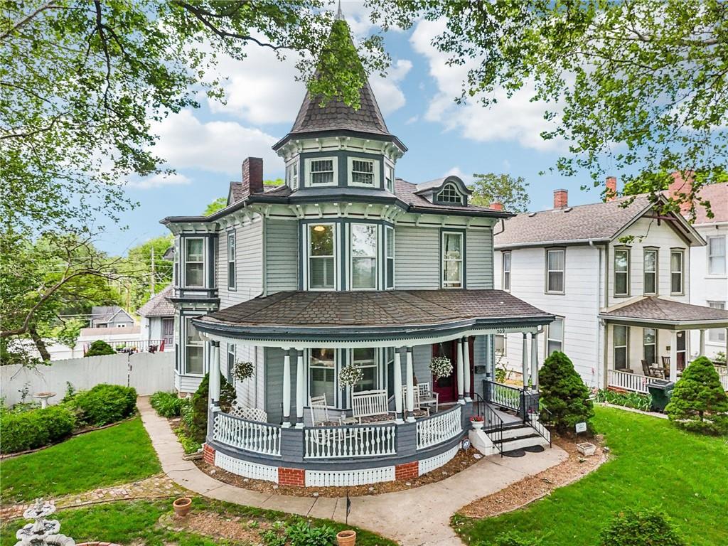 309 N Esplanade Street