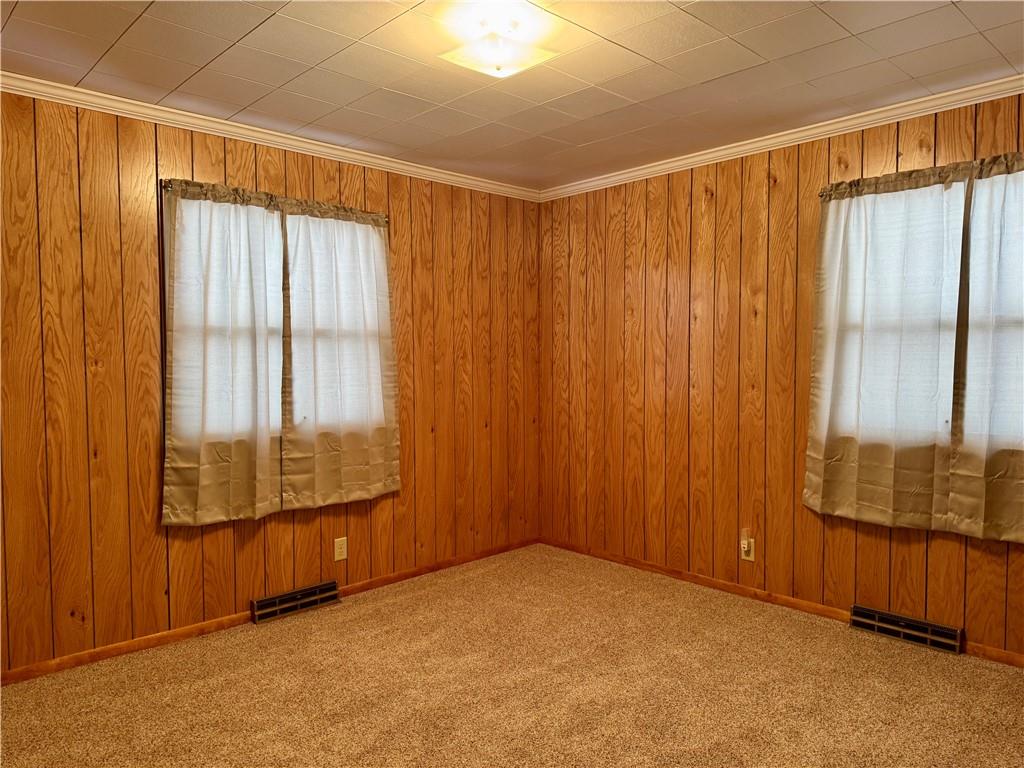 St Joseph, Missouri 64506, United States, 2 Bedrooms Bedrooms, ,2 BathroomsBathrooms,Residential,Active,77468