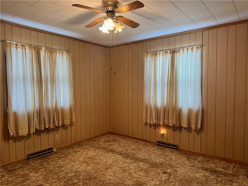 St Joseph, Missouri 64506, United States, 2 Bedrooms Bedrooms, ,2 BathroomsBathrooms,Residential,Active,77468