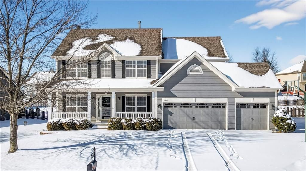 Photo of 1516 Glen Brook Lane, Liberty, MO 64068 (MLS # 2596873)