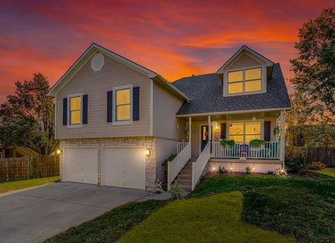 112 Madison Court, Blue Springs, MO 64014 - MLS#: 2532397