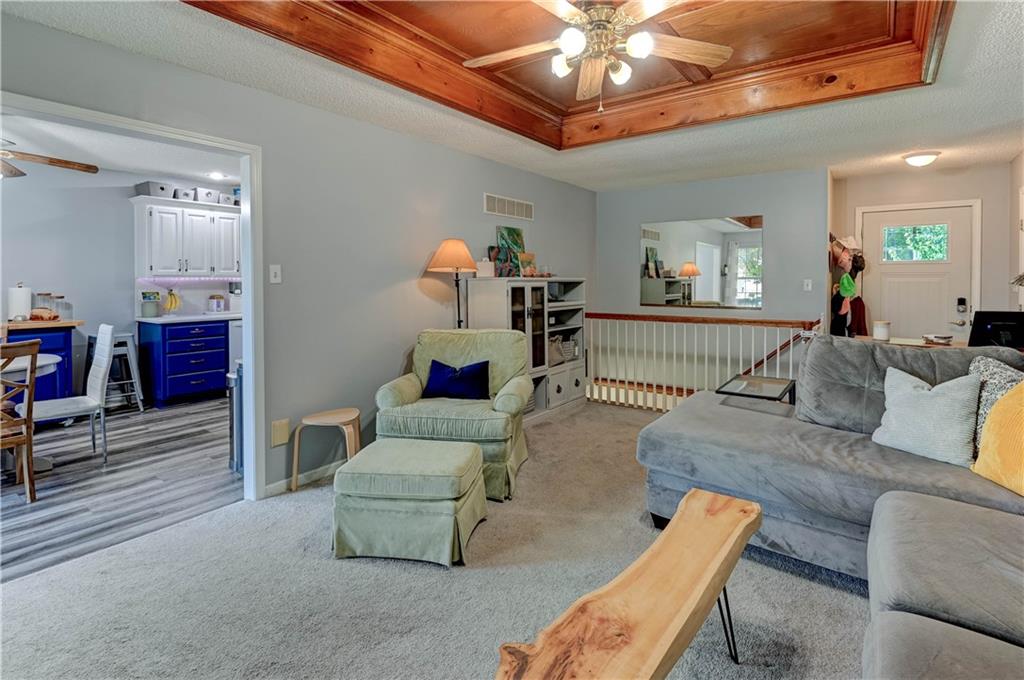 2013 NE Summerfield Court