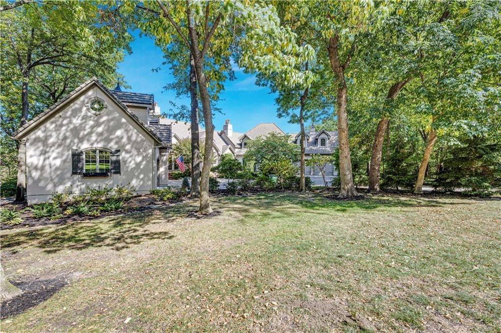 60 E Dundee Circle