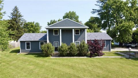 1411 E 10th Street Trenton MO 64683