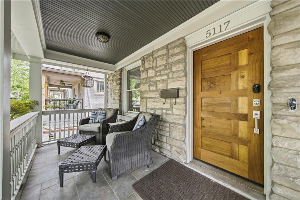 5117 WALNUT Street