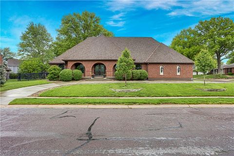 9000 W 104 Street, Overland Park, KS 66212 - #: 2547132