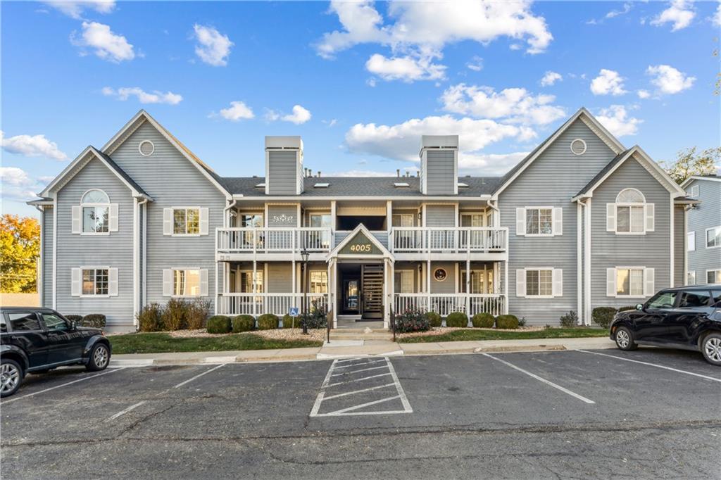 4005 S Crysler Avenue 57