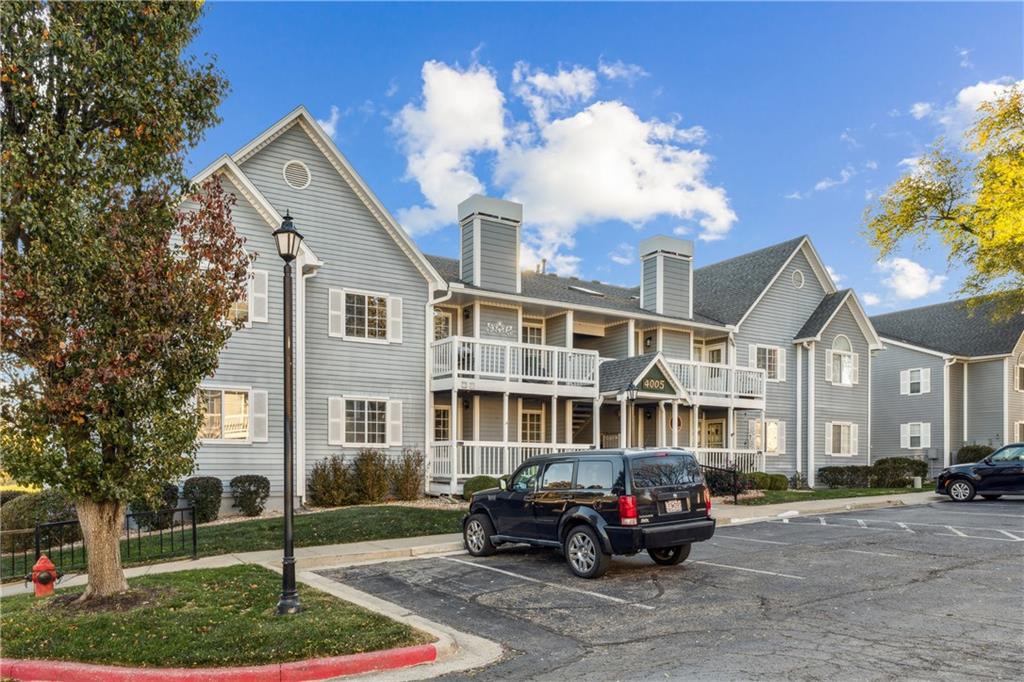 4005 S Crysler Avenue 57