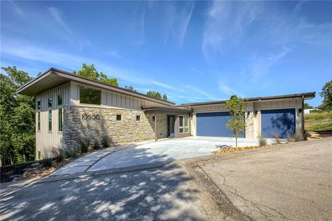 10500 Chateau Lane Parkville MO 64152