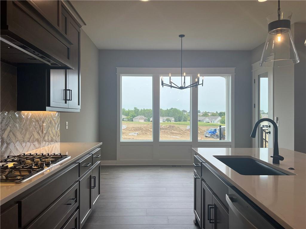 1136 SW Whitby Drive