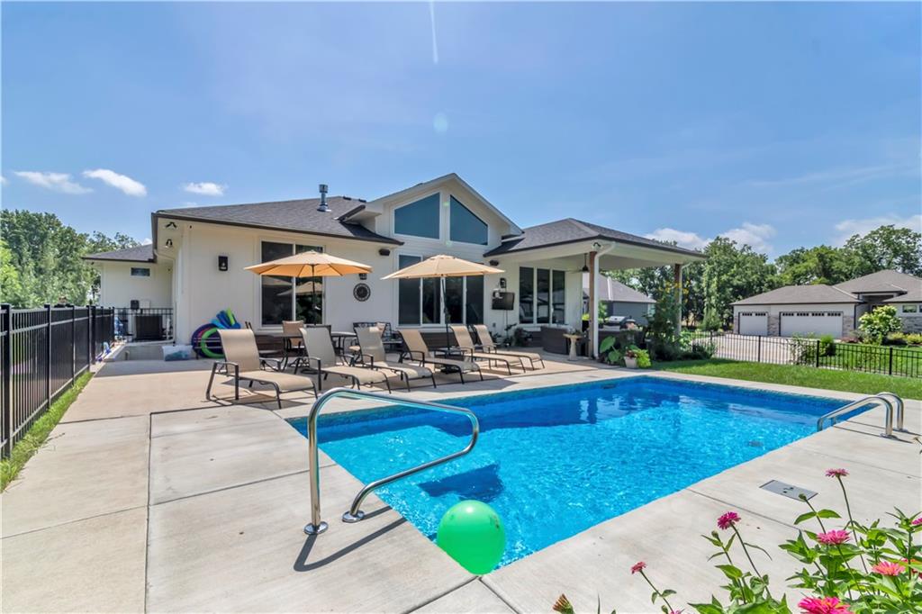 21 Bison Falls Circle