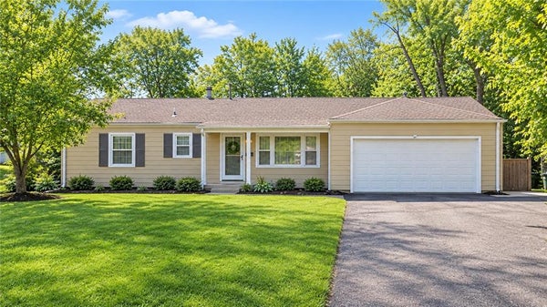 8519 W 69TH TER, OVERLAND PARK, KS 66204 - Image ec7acbd2f75b8084d5eb59faf6df49a6/55682419