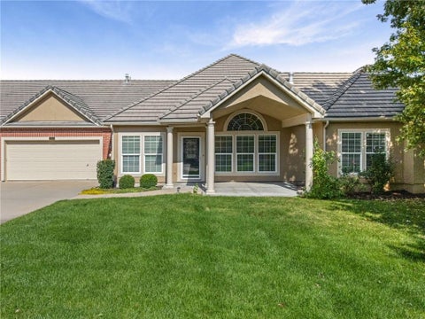Photo of 14561 Birch Street #22, Leawood, KS 66224 (MLS # 2647535)