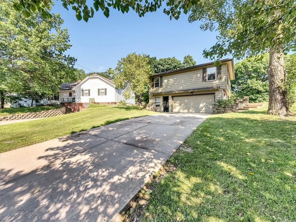 24 NW GREENTREE Lane