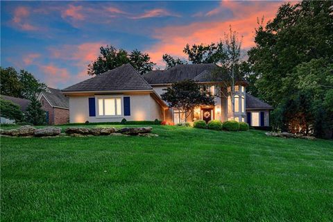 16849 S Highland Ridge Drive Loch Lloyd MO 64012
