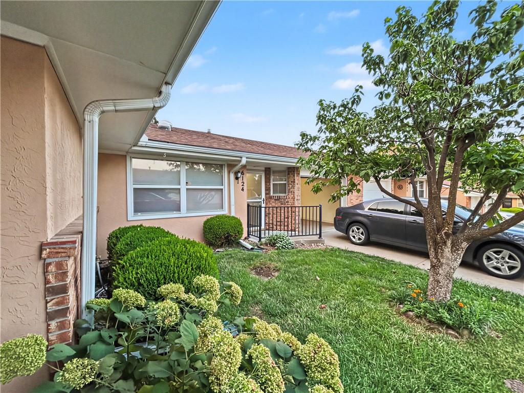 6124 Ash Court