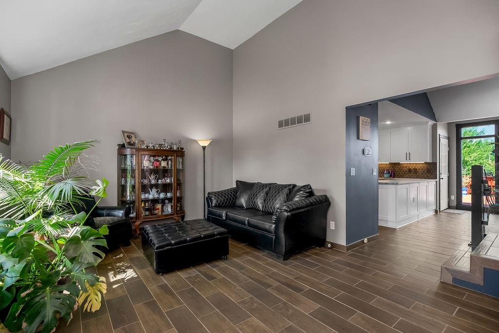 1120 NW 73rd Terrace