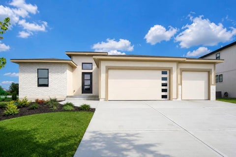 Photo of 27604 E 128th Court, Lees Summit, MO 64086 (MLS # 2601770)