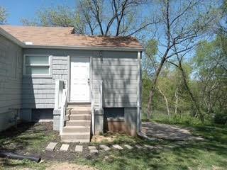 6800 Blue Parkway