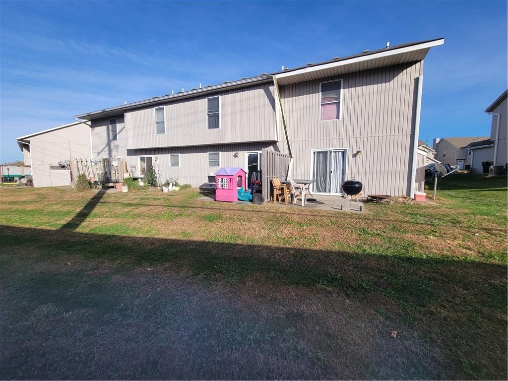 10620-10626 N Locust Court