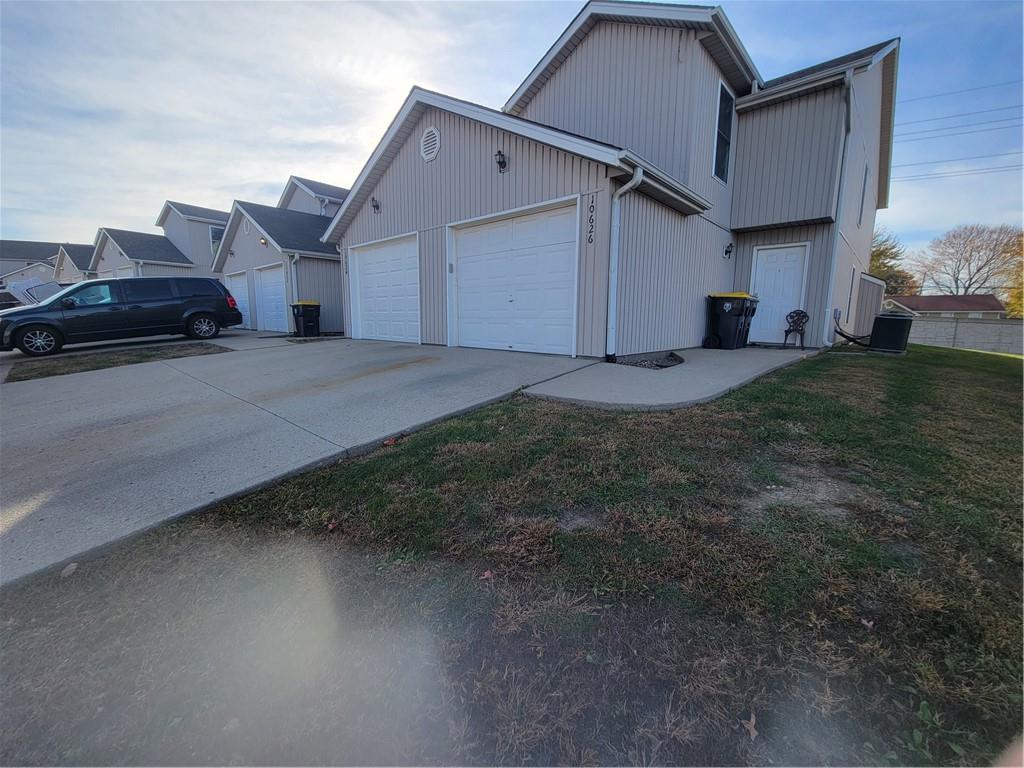 10620-10626 N Locust Court