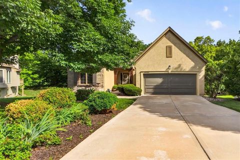 Photo of 26164 W 109th Street, Olathe, KS 66061 (MLS # 2628894)