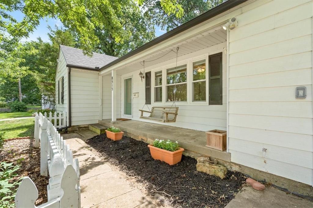 8515 W 57th Street