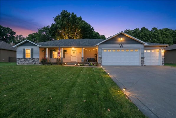 302 PEACH TREE AVE, LONE JACK, MO 64070 - Image ed1f510ec6f4de10fcf69fc3a3003ffe/3507495069