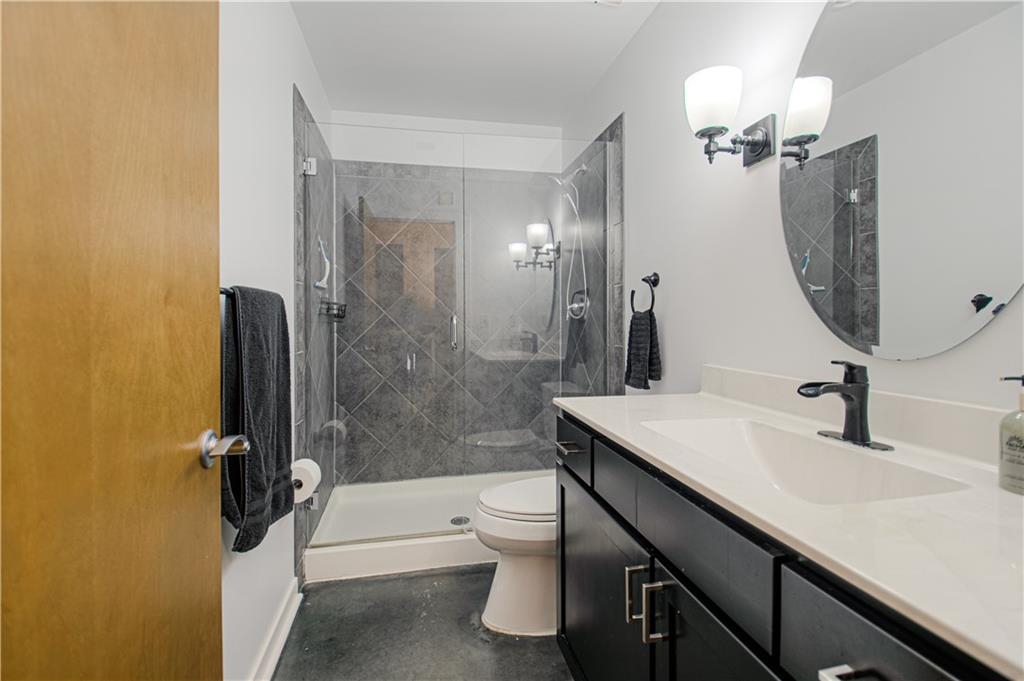 712 Broadway Boulevard 502