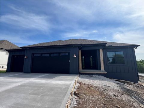 MLS: 2602540