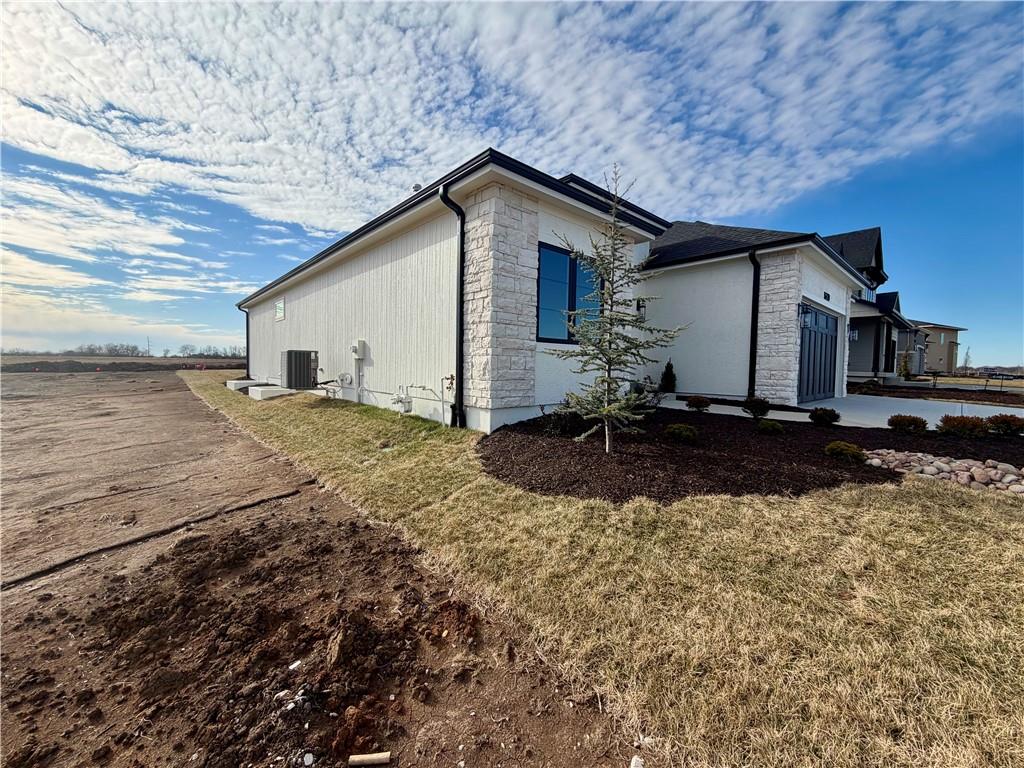 16220 S Twilight Lane