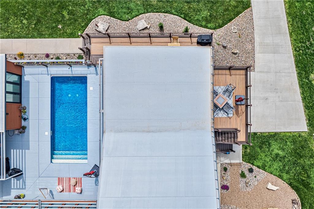 Country Club, Missouri 64505, United States, 5 Bedrooms Bedrooms, ,6 BathroomsBathrooms,Residential,Active,63490