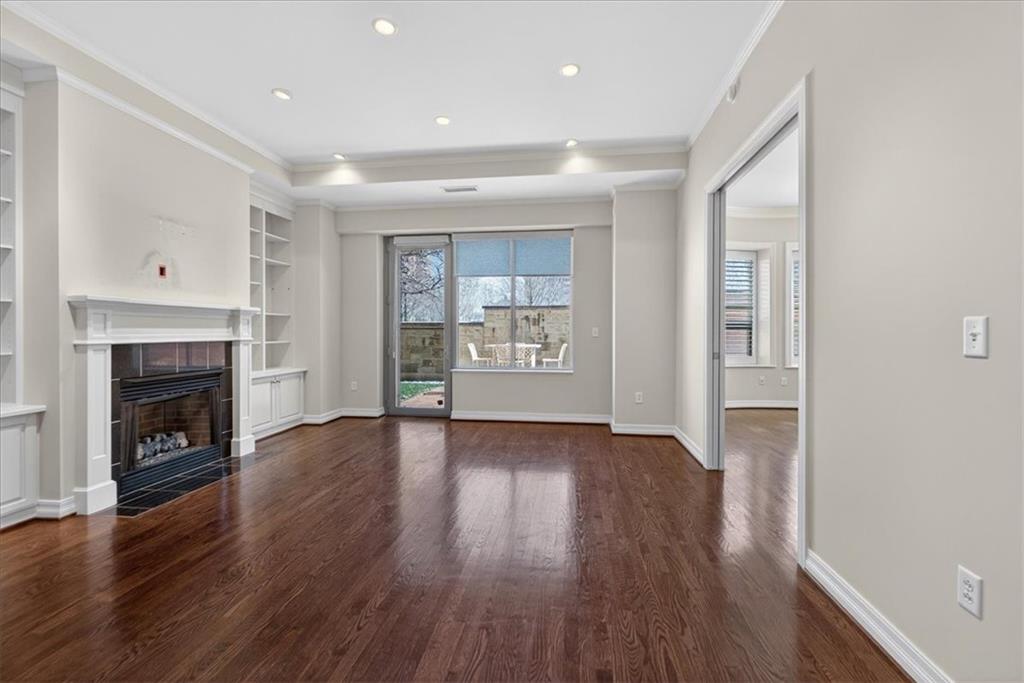 4900 Central Street 104