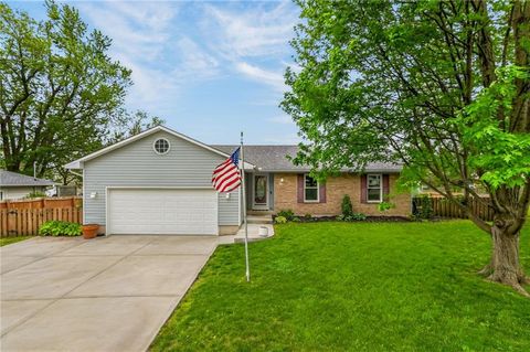 Photo of 605 W South Street, Spring Hill, KS 66083 (MLS # 2614999)