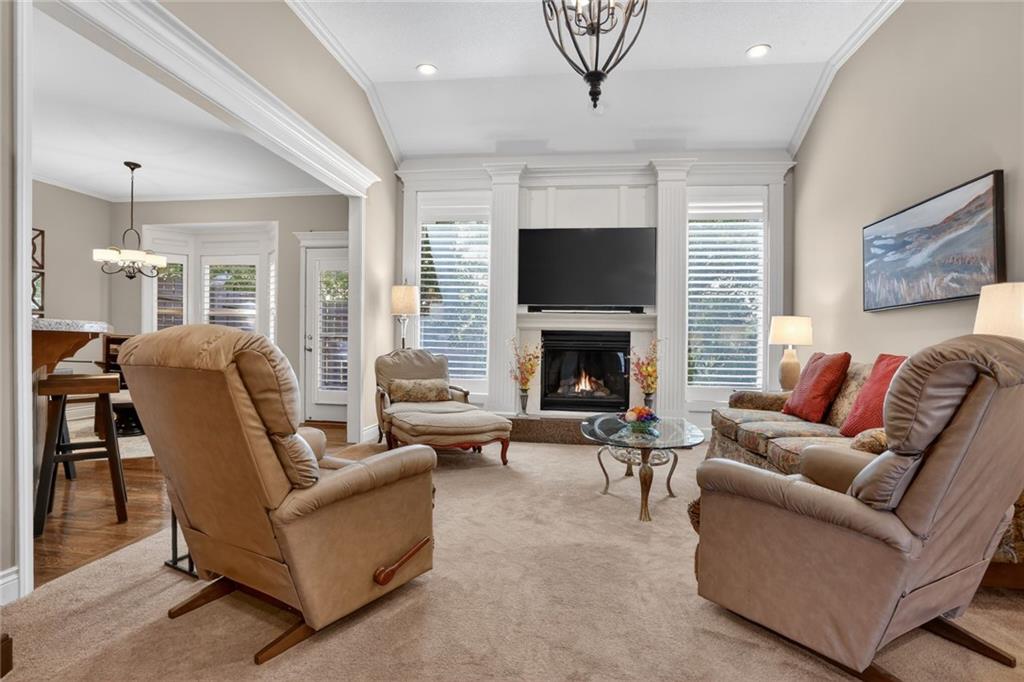11107 N MADISON Court