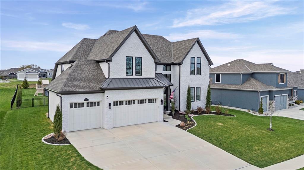 10126 N Kansas Court